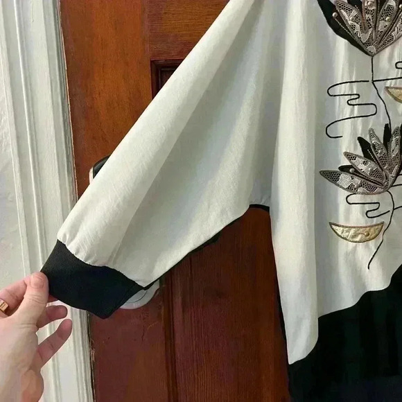 VINTAGE 80’s Bonnie Blair Floral Blouse black/white shoulder pads size S - Picture 2 of 7